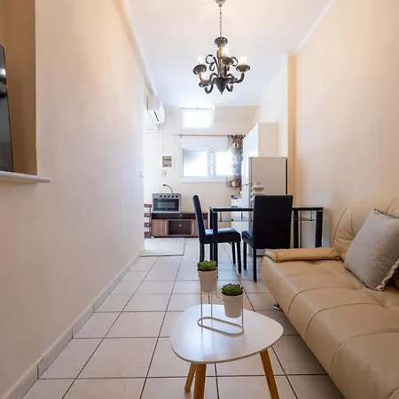 In Calm Apartment Kavala
