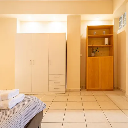 In Calm Apartment Kavala