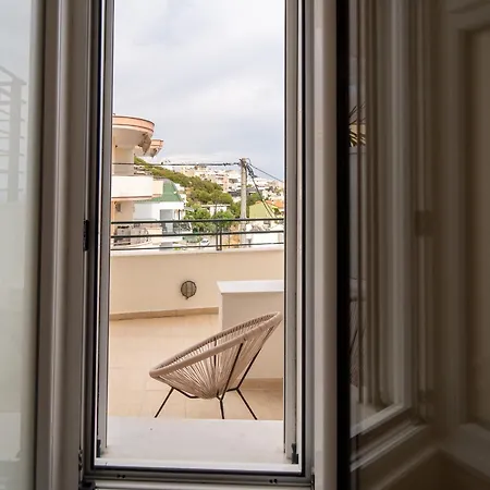 In Calm Apartment *